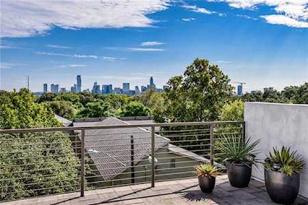 2301 5th St #32 Austin, TX 78704