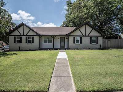 5545 North St Bartlett, TN 38134