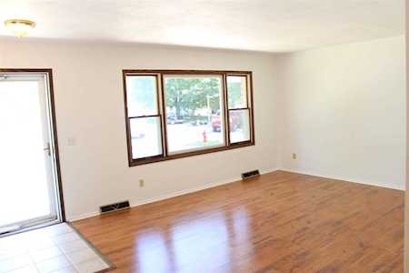 1468 Jenifer Ct Sun Prairie, WI 53590
