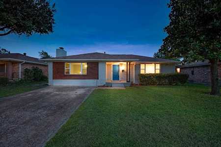 8534 Sweetwood Drive Dallas, TX 75228