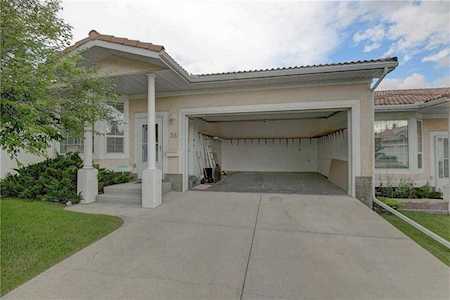 36 Signature Manor SW Calgary, AB T3H 3P6