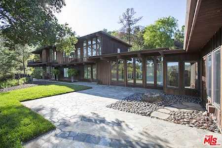 2709 Benedict Canyon Drive Beverly Hills, CA 90210