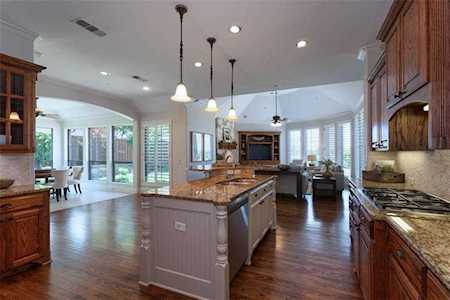 505 Isleworth Lane Mckinney, TX 75072