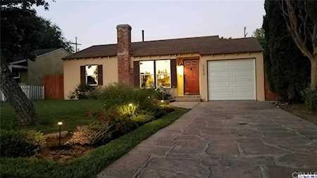 5250 Strohm Avenue North Hollywood, CA 91601