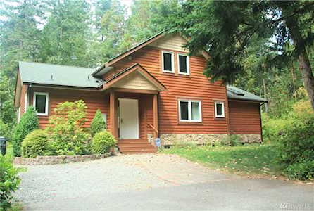 10606 Tahoma Dr Anderson Island, WA 98303
