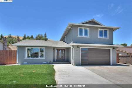 4444 Valle Vista Pittsburg, CA 94565