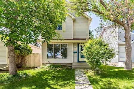 7 Millside Crescent SW Calgary, AB T2Y 2P3