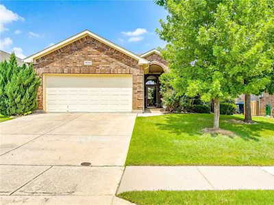 10248 Los Barros Trail Fort Worth, TX 76177