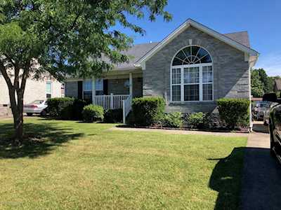 8719 Vision Pl Louisville, KY 40229