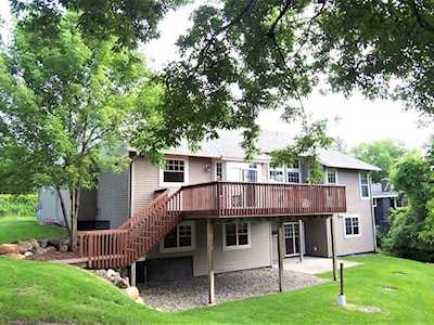 2670 Linwood Avenue E Maplewood, MN 55119