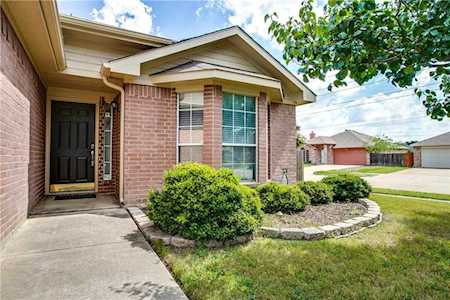 2115 Waterfield Court Grand Prairie, TX 75052