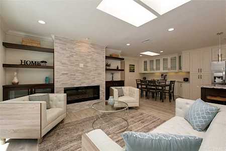 5349 Algarrobo #Q Laguna Woods, CA 92637