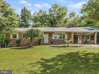 11622 Lucasville Rd Manassas, VA 20112