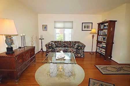 287 Lear Street Columbus, OH 43206
