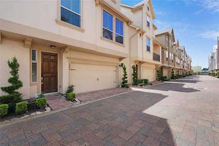 3005 Fairdale Estates Ct Houston, TX 77057