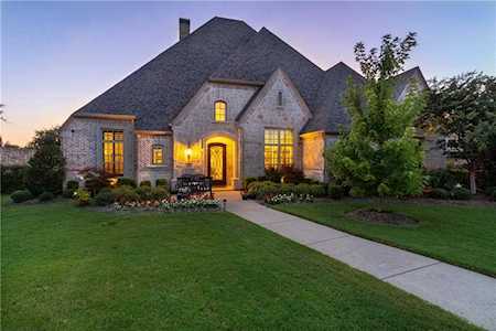 2904 Moongold Court Mckinney, TX 75069
