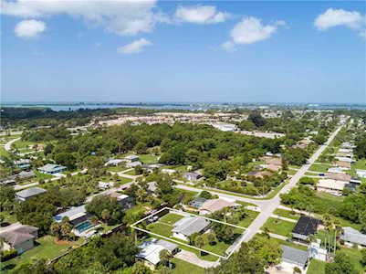1015 E 2Nd Street Englewood, FL 34223