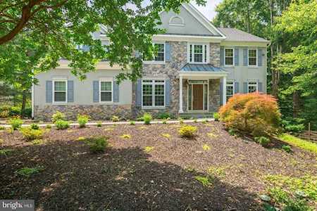 6641 Deep Hollow Ln Manassas, VA 20112