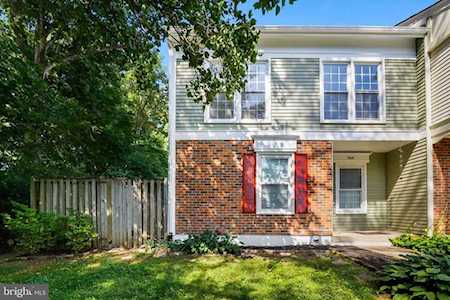 5431 Crows Nest Ct Fairfax, VA 22032