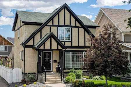 58 Joseph Marquis Crescent SW Calgary, AB T3E 7L4