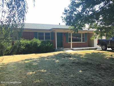 3336 Acacia Ave Shepherdsville, KY 40165