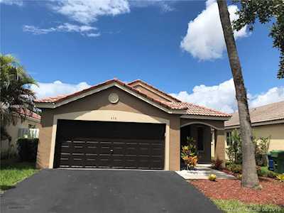 478 Talavera Rd Weston, FL 33326
