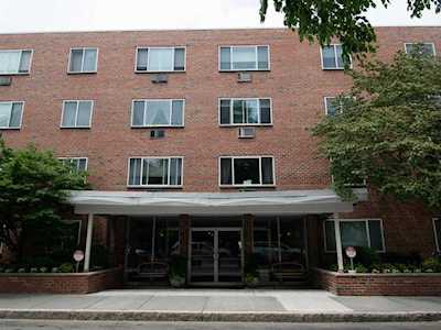 50 Green #112 Brookline, MA 02446