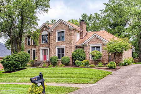 1006 Chesterton Pl Louisville, KY 40299
