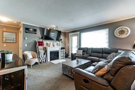 22255 122 Avenue #209 Maple Ridge, BC V2X 3X8