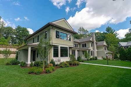 174 Valentine St Newton, MA 02465