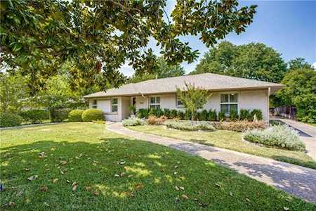 6411 Lange Circle Dallas, TX 75214