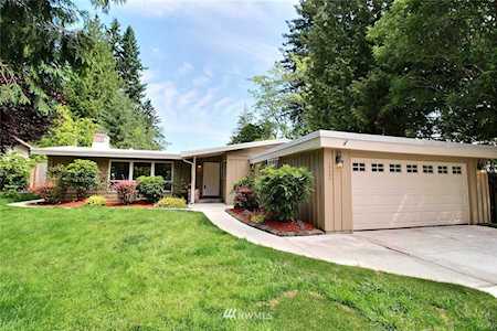 16626 SE 14th St Bellevue, WA 98008