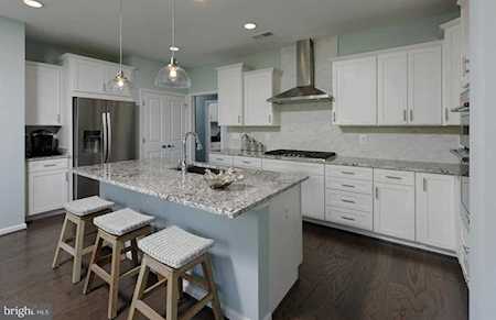 19829 Sleepy Orange Terrace #31 Ashburn, VA 20147