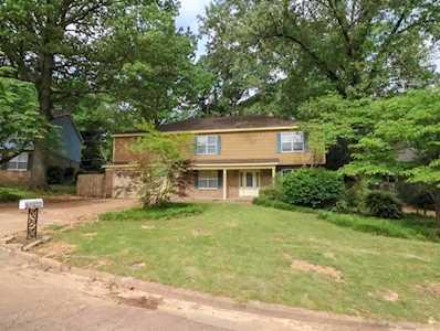 6093 Ivawood Dr Bartlett, TN 38134