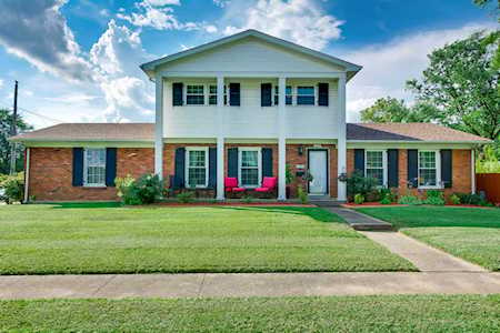 4209 Manner Gate Dr Louisville, KY 40220