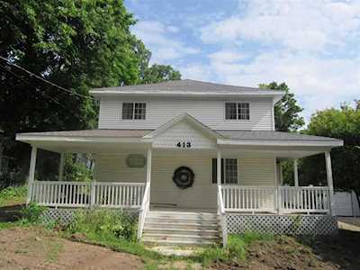 413 College St Lake Mills, WI 53551