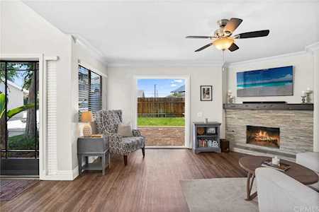 2512 Santa Ana Avenue #9 Costa Mesa, CA 92627