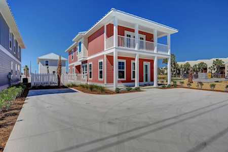 5505 Thomas Dr Panama City Beach, FL 32408