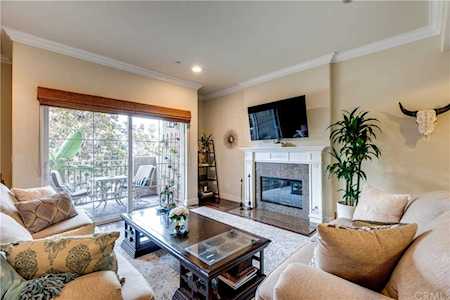 1271 Federal Avenue #102 Los Angeles, CA 90025