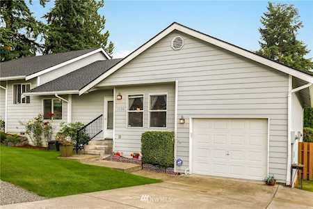 1706 34th Av Ct SW #8516 Puyallup, WA 98373