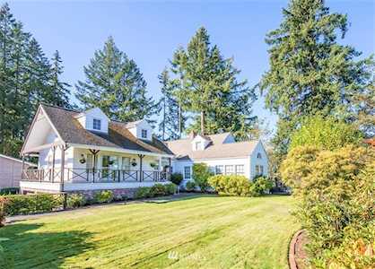 2111 Madrona Point Dr Bremerton, WA 98312