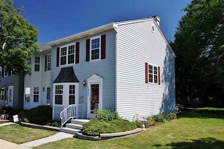 1357 Dunham Ct Geneva, IL 60134