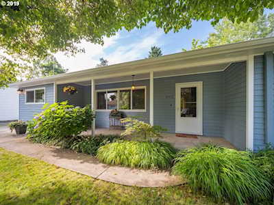 8917 Mt Baker Ave Vancouver, WA 98664