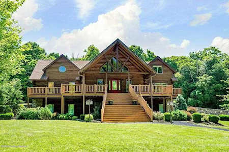 6040 Fisherville Rd Simpsonville, KY 40067