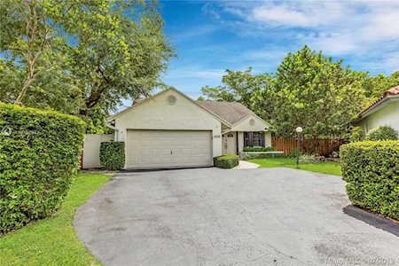 11019 SW 147th Ct Miami, FL 33196