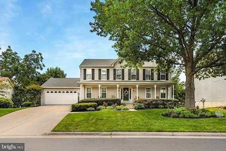 43994 Maiden Creek Ct Ashburn, VA 20147