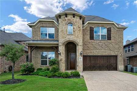 9004 Kaitlyn Court Lantana, TX 76226