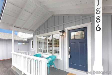1886 Avocado Rd Oceanside, CA 92054