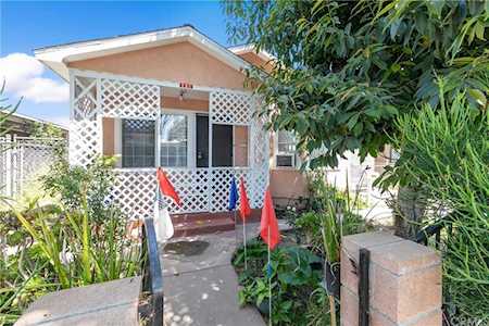 2310 Webster Avenue Long Beach, CA 90810