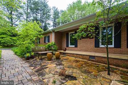 38727 Old Wheatland Rd Waterford, VA 20197